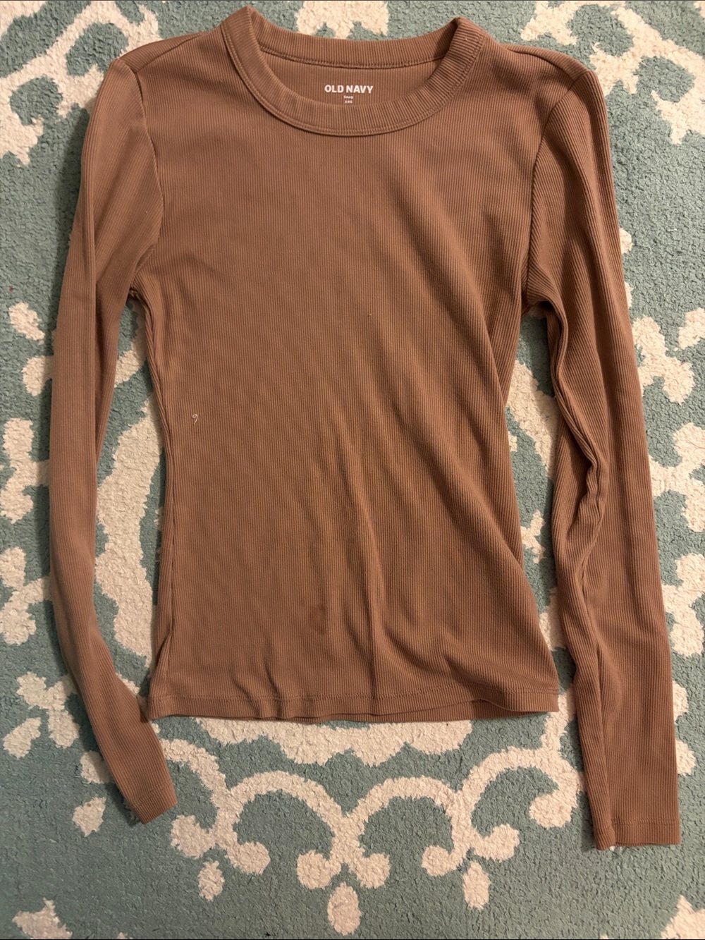 OLD NAVY LONG SLEEVE